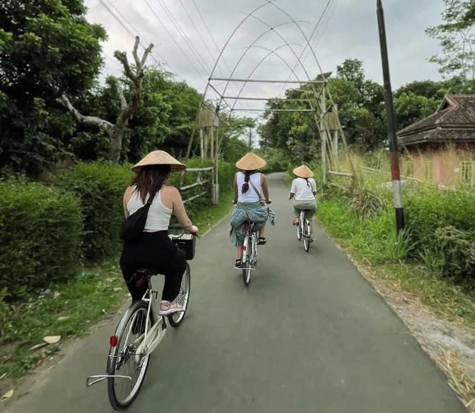 Candirejo Village Tour By Bicycle