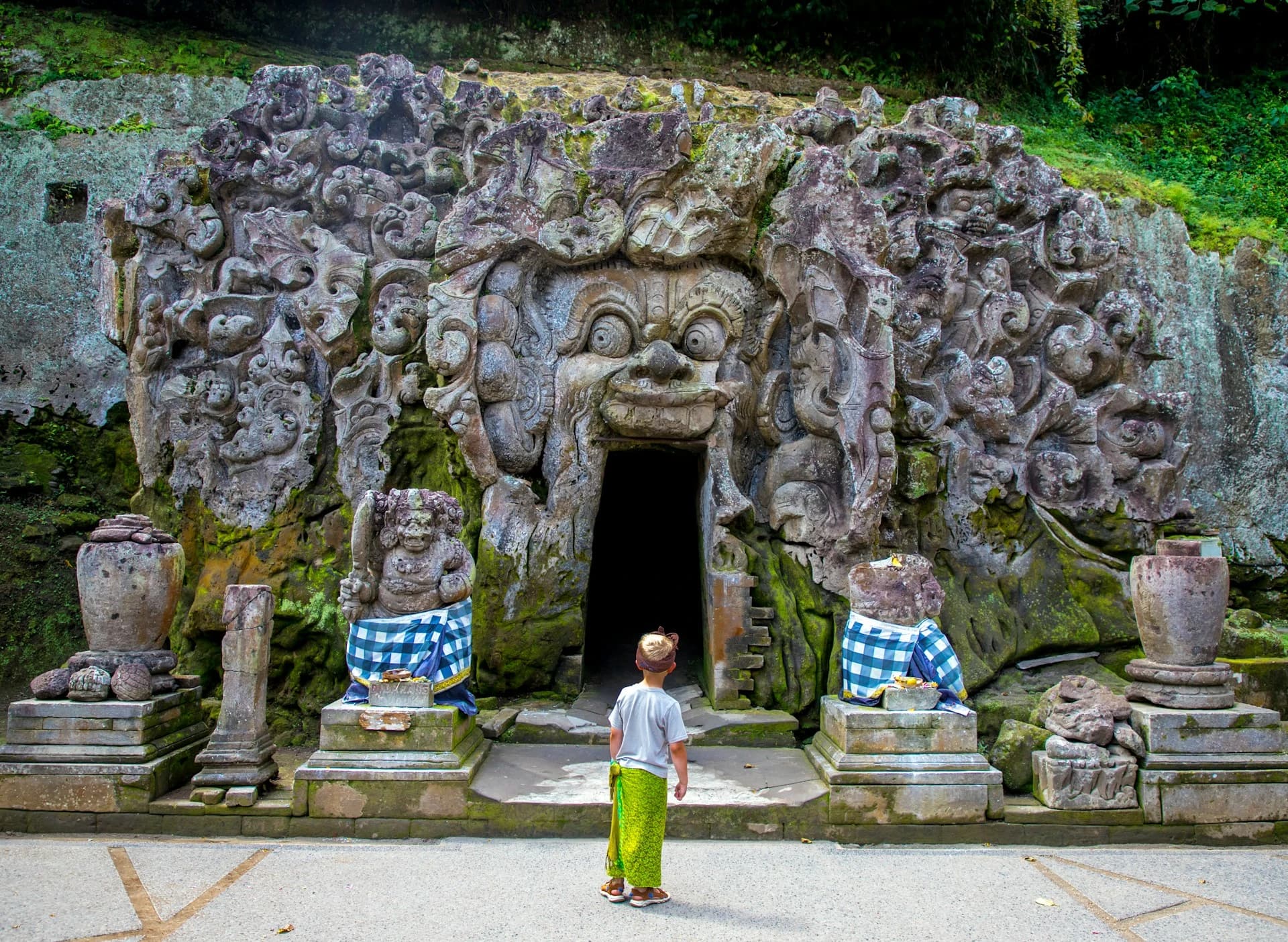 Goa Gajah elephant cave, Bali